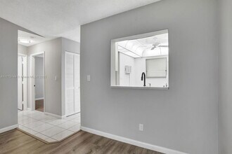 9413 Boca Cove Cir in Boca Raton, FL - Building Photo - Building Photo