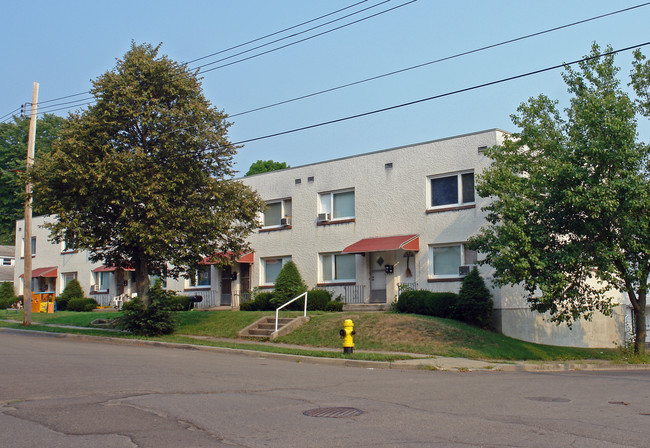 204 Badger Ave in Endicott, NY - Building Photo - Building Photo