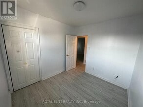 195 Penn Ave in Newmarket, ON - Building Photo - Building Photo