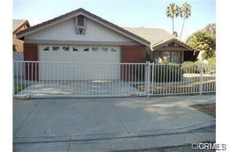 20301 Ingomar St in Los Angeles, CA - Building Photo - Building Photo