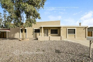 2228 W Charleston Ave in Phoenix, AZ - Building Photo