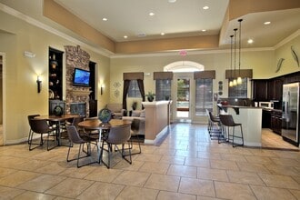 Arbor Pointe in Las Vegas, NV - Foto de edificio - Building Photo