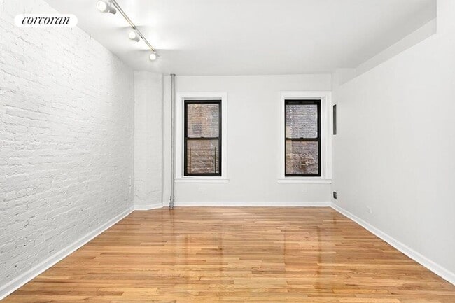 505 W 122nd St in New York, NY - Building Photo - Building Photo