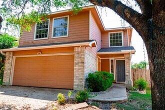 15224 Sarah's Creek Dr in Pflugerville, TX - Building Photo - Building Photo