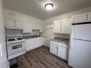 4025 Smith St in Fort Wayne, IN - Building Photo - Building Photo