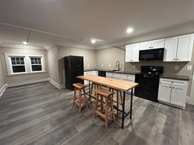 365 Summer St in Springfield, VT - Building Photo