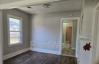2116 20th St in Lubbock, TX - Building Photo - Building Photo
