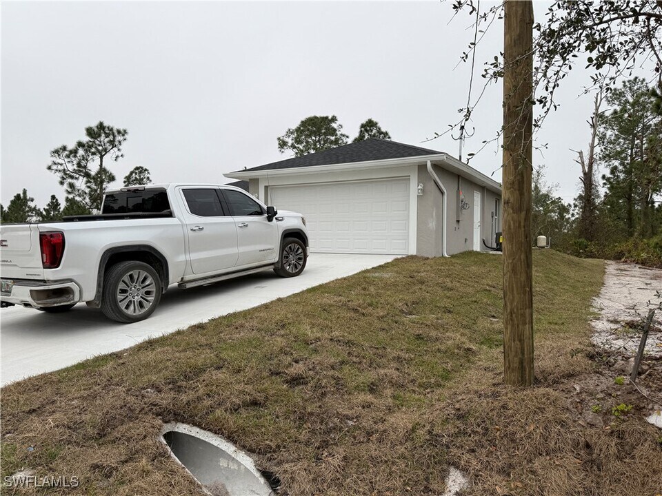 640 Ironwood Ave S in Lehigh Acres, FL - Building Photo
