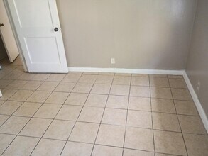 2702 Houston Ave, Unit 2702 in West Orange, TX - Building Photo - Building Photo