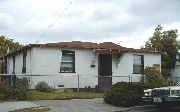 238 Hemlock Ave in Redwood City, CA - Foto de edificio - Building Photo