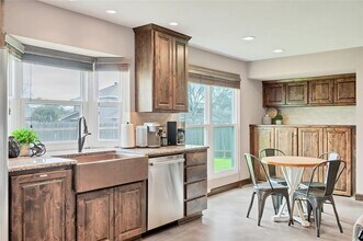 901 Oakcrest Cir in Cedar Park, TX - Building Photo - Building Photo