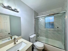 4501 Treehouse Ln in Tamarac, FL - Building Photo - Building Photo