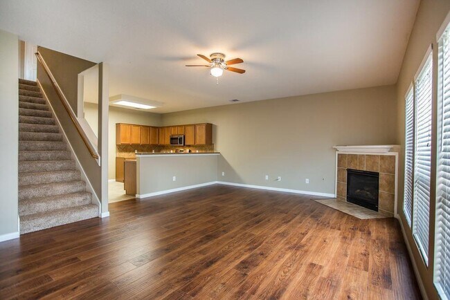 22626 Spring Crossing Dr in Spring, TX - Building Photo - Building Photo