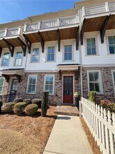 1104 Thomas St in Woodstock, GA - Foto de edificio - Building Photo