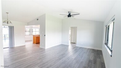 1702 SE 14th St in Cape Coral, FL - Building Photo - Building Photo