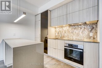 20-520 Richardson St in Toronto, ON - Building Photo - Building Photo