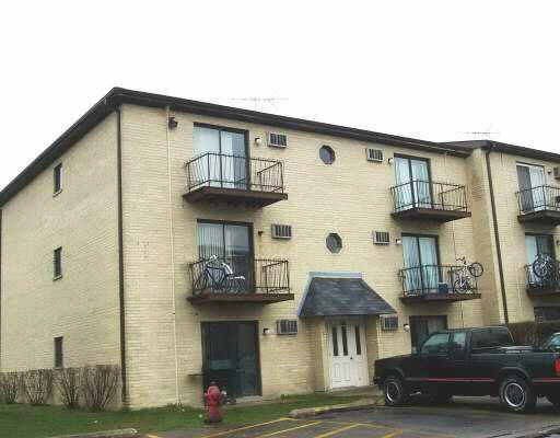 4053 Jennifer Ln in Arlington Heights, IL - Building Photo