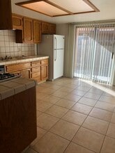 408 W Felspar Ave, Unit A in Ridgecrest, CA - Building Photo - Building Photo