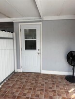 13008 SW 50th Ln in Miami, FL - Building Photo