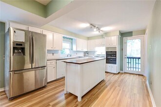 7815 Hardy Dr in Austin, TX - Building Photo - Building Photo