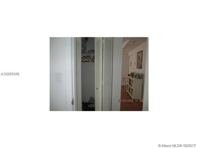 1218 Drexel Ave-Unit -306 in Miami Beach, FL - Building Photo - Building Photo