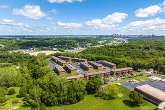 Forest Court Apartment Homes in Kansas City, KS - Building Photo - Building Photo