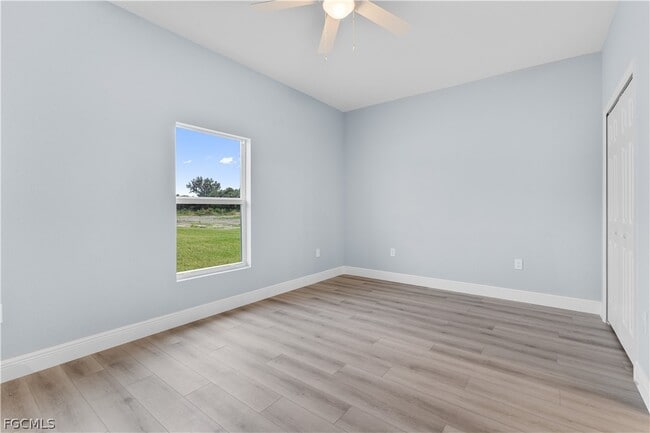 property at 1601 E 7th St