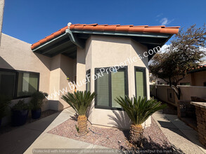 4655 E Hupa Way in Tucson, AZ - Building Photo - Building Photo