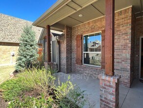 3116 Drake Crest Dr in Edmond, OK - Building Photo - Building Photo