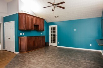 137 Bristol Woods Dr in Athens, GA - Foto de edificio - Building Photo