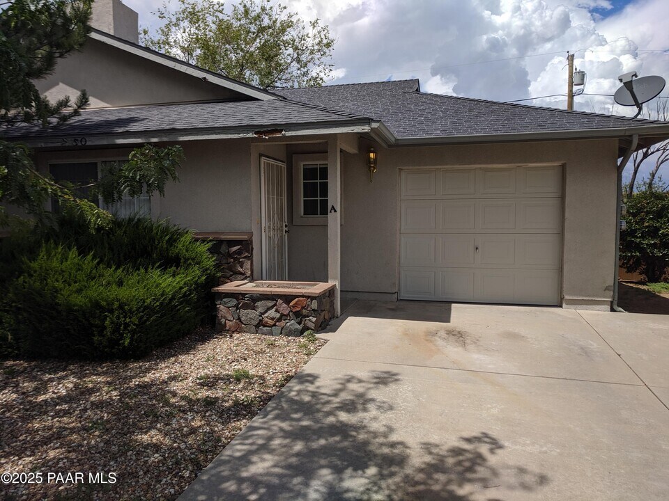 7450 E Horseshoe Ln in Prescott Valley, AZ - Building Photo