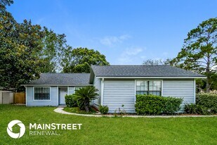 8272 Hamden Rd W in Jacksonville, FL - Building Photo