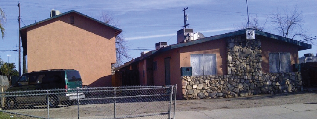 1620 Oregon St in Bakersfield, CA - Foto de edificio