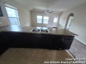 8915 Audubon Park in Converse, TX - Building Photo - Building Photo