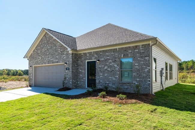 5533 Blue Jay Cir in Helena, AL - Building Photo - Building Photo