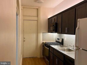 112 N 34th St in Philadelphia, PA - Building Photo - Building Photo