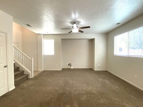 2431 Pelizzano Dr SE in Rio Rancho, NM - Foto de edificio - Building Photo