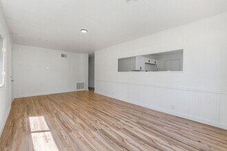 2805 Stanford Ave in Fort Wayne, IN - Building Photo - Building Photo
