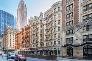 204 W 55th St in New York, NY - Building Photo