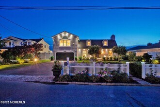 340 Bay Ln in Mantoloking, NJ - Building Photo - Building Photo