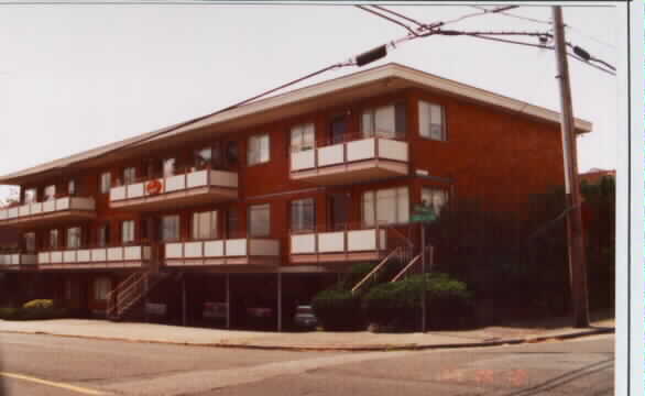 Jo Lamar Apartments in Seattle, WA - Building Photo - Building Photo