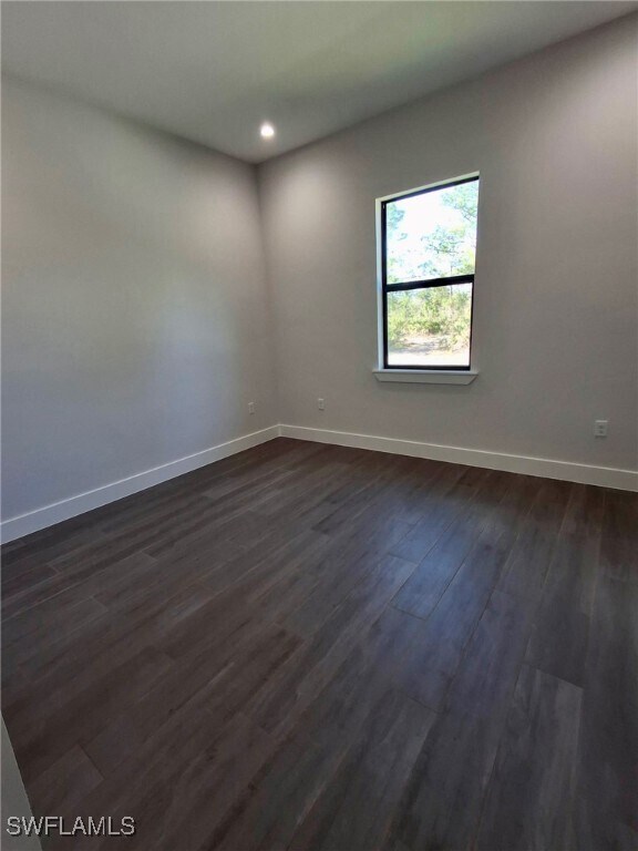 property at 1631 Desoto Blvd N
