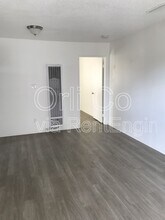 14333 W Haynes St in Van Nuys, CA - Building Photo - Building Photo