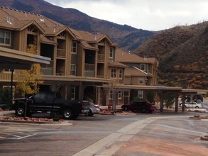Glenwood Green Apartments in Glenwood Springs, CO - Foto de edificio - Building Photo