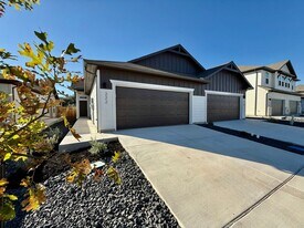 222 Nespral Dr in San Antonio, TX - Building Photo