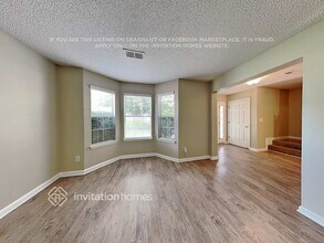 438 Pecan Wood Cir in Fairburn, GA - Building Photo - Building Photo