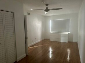 210 Mendoza Ave in Coral Gables, FL - Building Photo - Building Photo