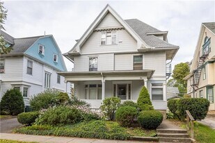 51 Rutgers St in Rochester, NY - Building Photo