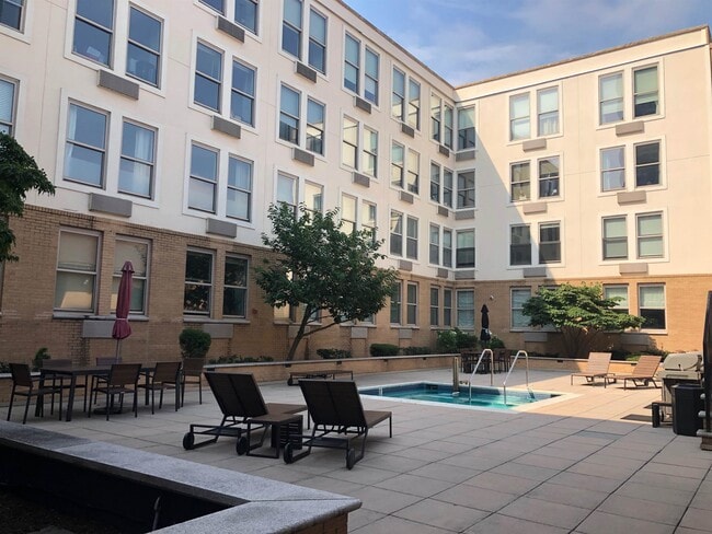 property at 10 Regent St