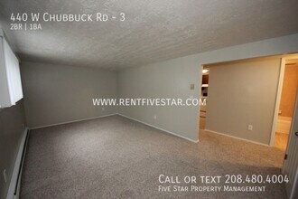 440 W Chubbuck Rd in Pocatello, ID - Building Photo - Building Photo